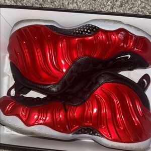 Men’s 9 metallic red foamposites
